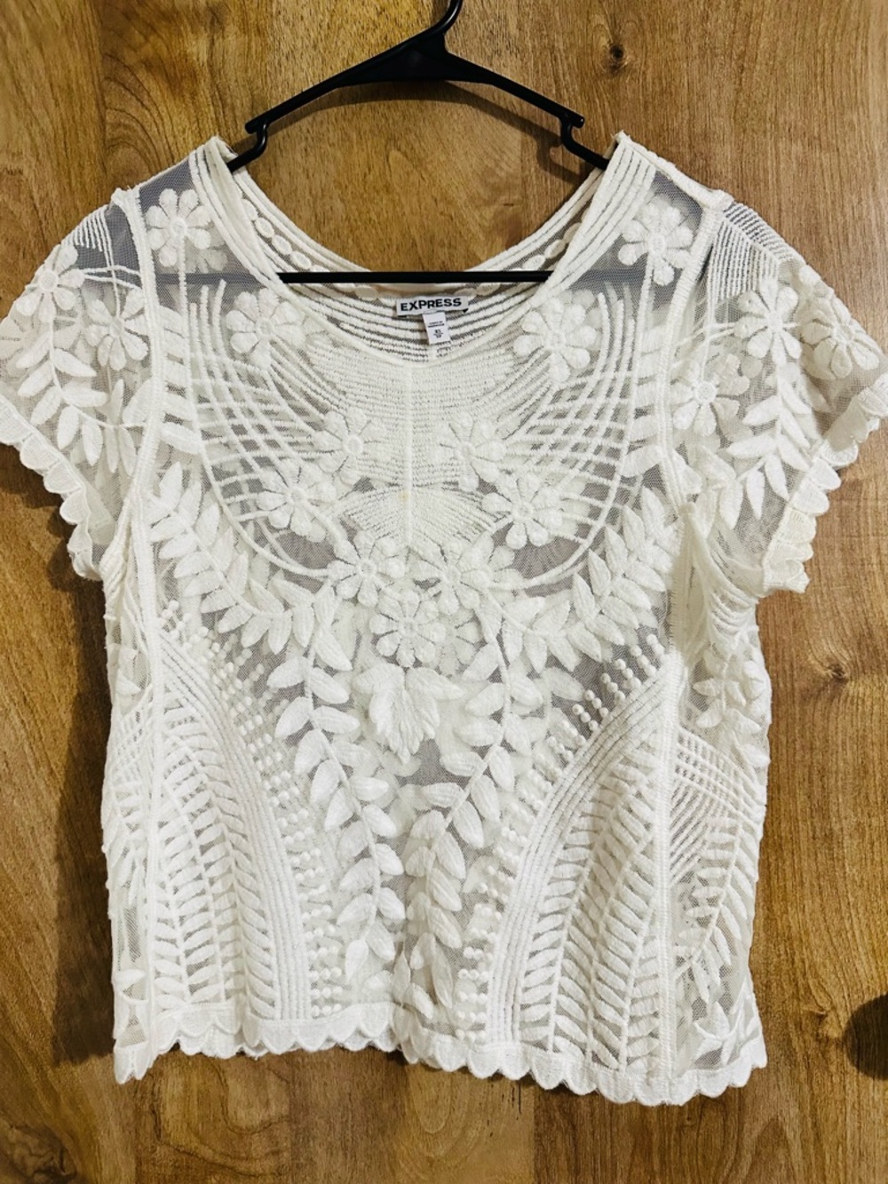 Express White Embroidered Floral Lace Short Sleeve Top